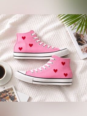CONVERSE Chuck Taylor All Star Platform Hearts Hot Pink High-Top Sneakers 9.5